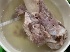 -周震馄饨