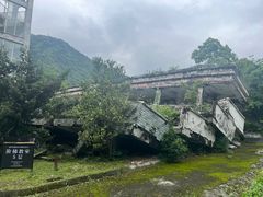 -四川汶川特大地震漩口中学遗址