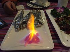 -香巴拉云南餐厅(华莱坞店)