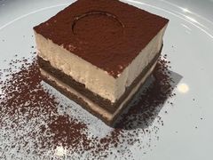 -必胜客(东大桥店)