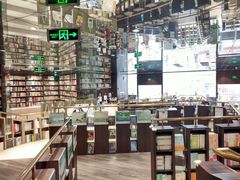 -钟书阁(群光广场店)