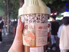-茶颜悦色(嘉顿新天地店)