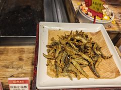 -头上红煨盐鸡·非遗院子餐厅