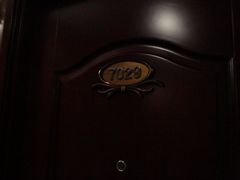 -天鹅恋主题酒店(光谷广场步行街店)