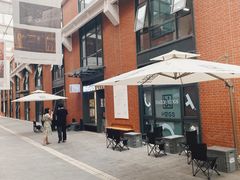 -HUGS coffee(东区店)