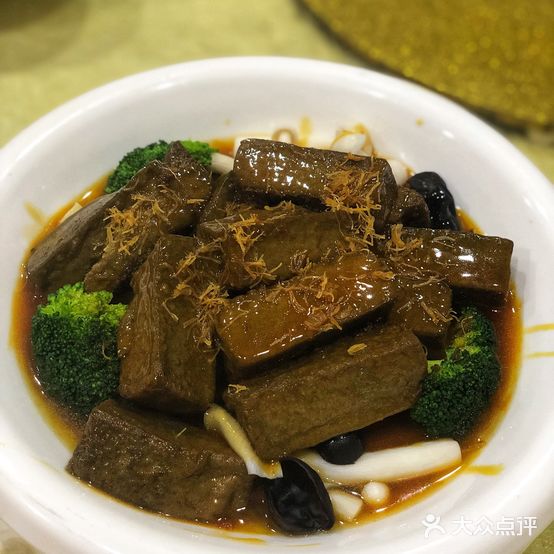 东為美食城