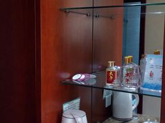 -兴芮温泉度假区