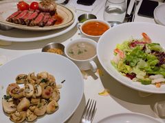 -MONICH牛排融合餐厅(和义大道购物中心店)