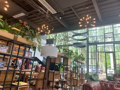 -桉树林A coffee 森林餐厅(三圣乡店)