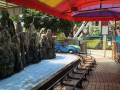 -顺德大良半月城游乐场