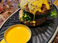 -Let'sBURGERplus·非常创意汉堡(三里屯店)