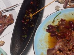 -嗨辣小聚·盘锦河蟹·海鲜烧烤龙虾(盘锦十年好店)