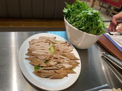 -胡须佬鸡煲四季火锅店(石厦西村直营店)