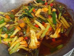 -路边边.炒菜烧烤.音乐餐厅(良乡长虹店)