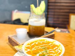 -Mark&Mars Restaurant