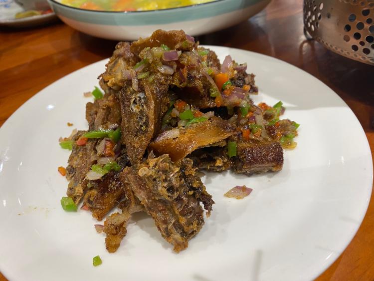 陈桥烤鸭(北京东路店)-"在单位旁边的店同事经常来光顾我难得来.