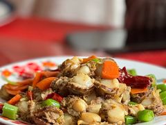 -崴海渔村(虹梅路店)