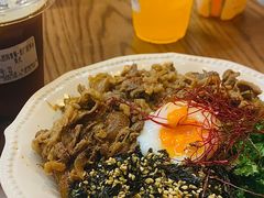 又一餐温泉蛋肥牛饭-CowCow其其·牛杂咖啡公司(六运店)