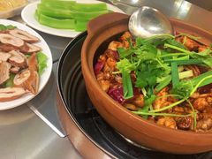 -胡须佬鸡煲四季火锅店(石厦西村直营店)