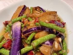 长豆茄子煲-老知青·铁锅炖(集美万达店)