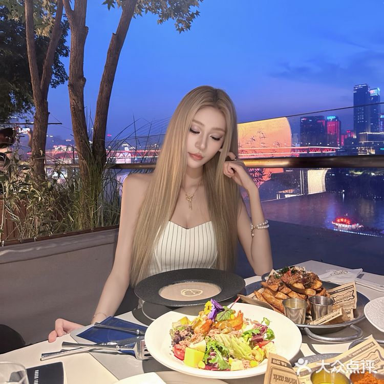 重庆探店｜来福士江景西餐厅 北索