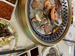 -布罗城堡自助烧烤(鸿通城购物中心店)