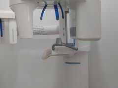 -上海康怡口腔门诊部Alpha Dental