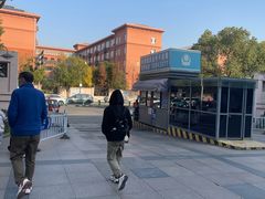 -东方医院南院-停车场