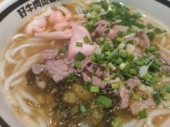 -霸舌生滚牛肉米粉(天生街道店)