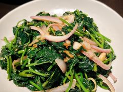 -大头虾越式风味餐厅(光明广场店)