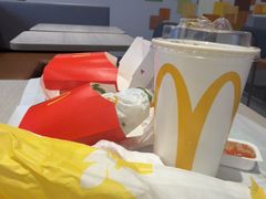 -麦当劳(欢乐谷店)