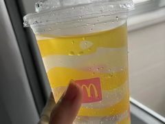 美汁源椰子水饮-麦当劳(世界城广场店)