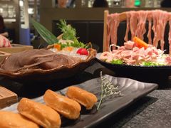 -湊湊火锅·茶憩(打浦桥日月光店)