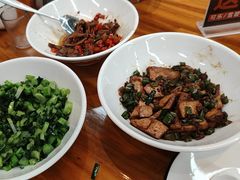-湘阁里辣(南岭购物广场店)