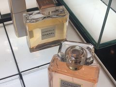 -日上免税店(三径路t3店)