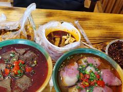 苗家腊肉粉-十里香粉馆(虹桥中路店)