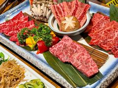 -炼火烤肉店