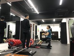 -坚果健身24小时工作室(定西路店)