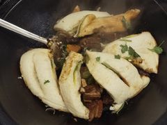 -万里闯关东铁锅炖菜馆(高新旗舰店)