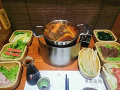 -独食火锅·半米屋台(直营总店)