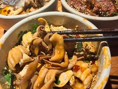 -城墙拐拐火锅(三峡广场黑金冠店)
