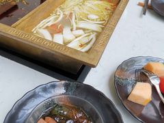 鸳鸯锅-星湖特色餐厅· 三岔湖环球融创天堂洲际酒店