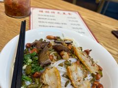 -牛八宝桂林米粉(八里庄店)