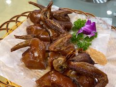 红烧乳鸽-花好悦园(瀛洲店)