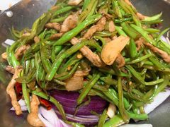 -小草房川菜馆(华茂街店)