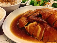 招牌油鷄-了凡油鸡饭·面(台北101店)