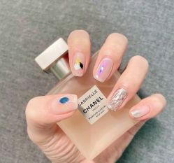 -悦指间美甲美睫
