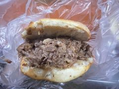 -老西关黄老太牛肉烧饼