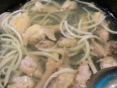 -东椰·海南椰子鸡火锅(朝阳门店)