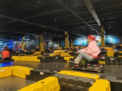 -极限PLAY运动娱乐新世界·团建派对潮玩休闲馆·室内蹦极高空游乐园